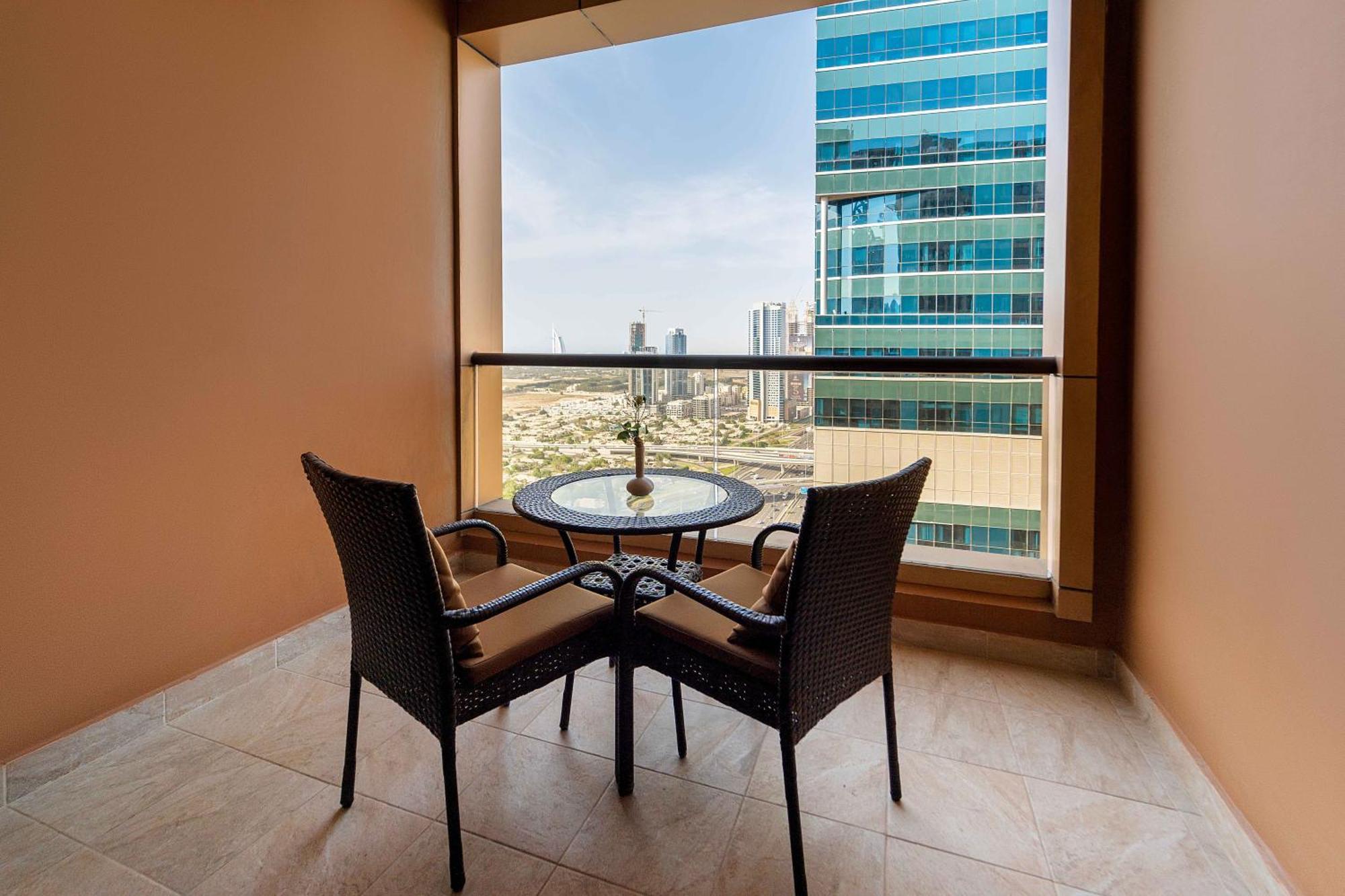 Hotel Mercure Barsha Heights And