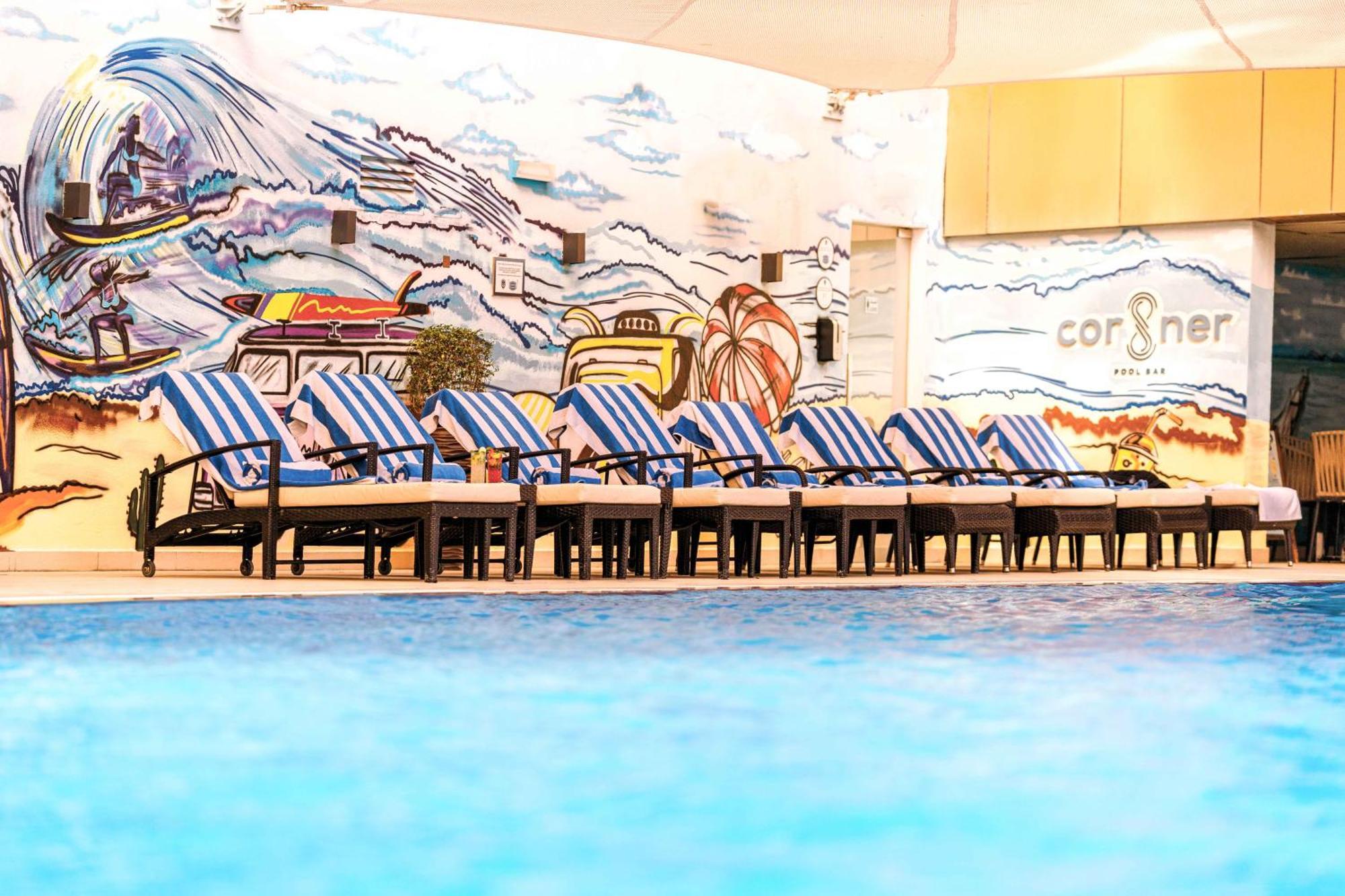 Mercure Barsha Heights And 4*