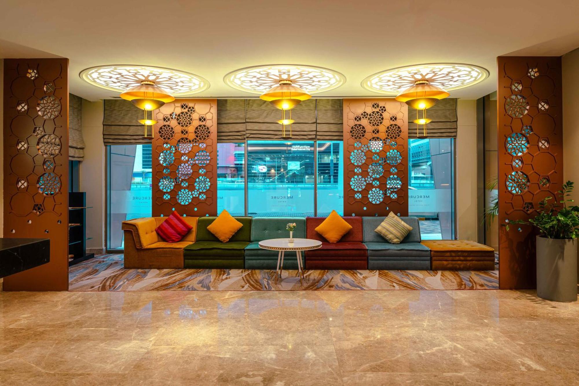 Mercure Barsha Heights And Отель